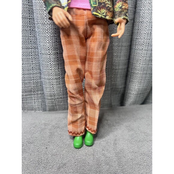 Bass Pro Shops Kelly Doll Fishing Bucket Pole Camping Treehouse Kids Toy Lot - Picture 16 of 16